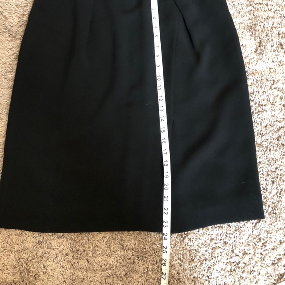 2 for 25 💥 J. Crew Classic Black Pencil Skirt Perfect Closet Basic - Picture 8 of 8